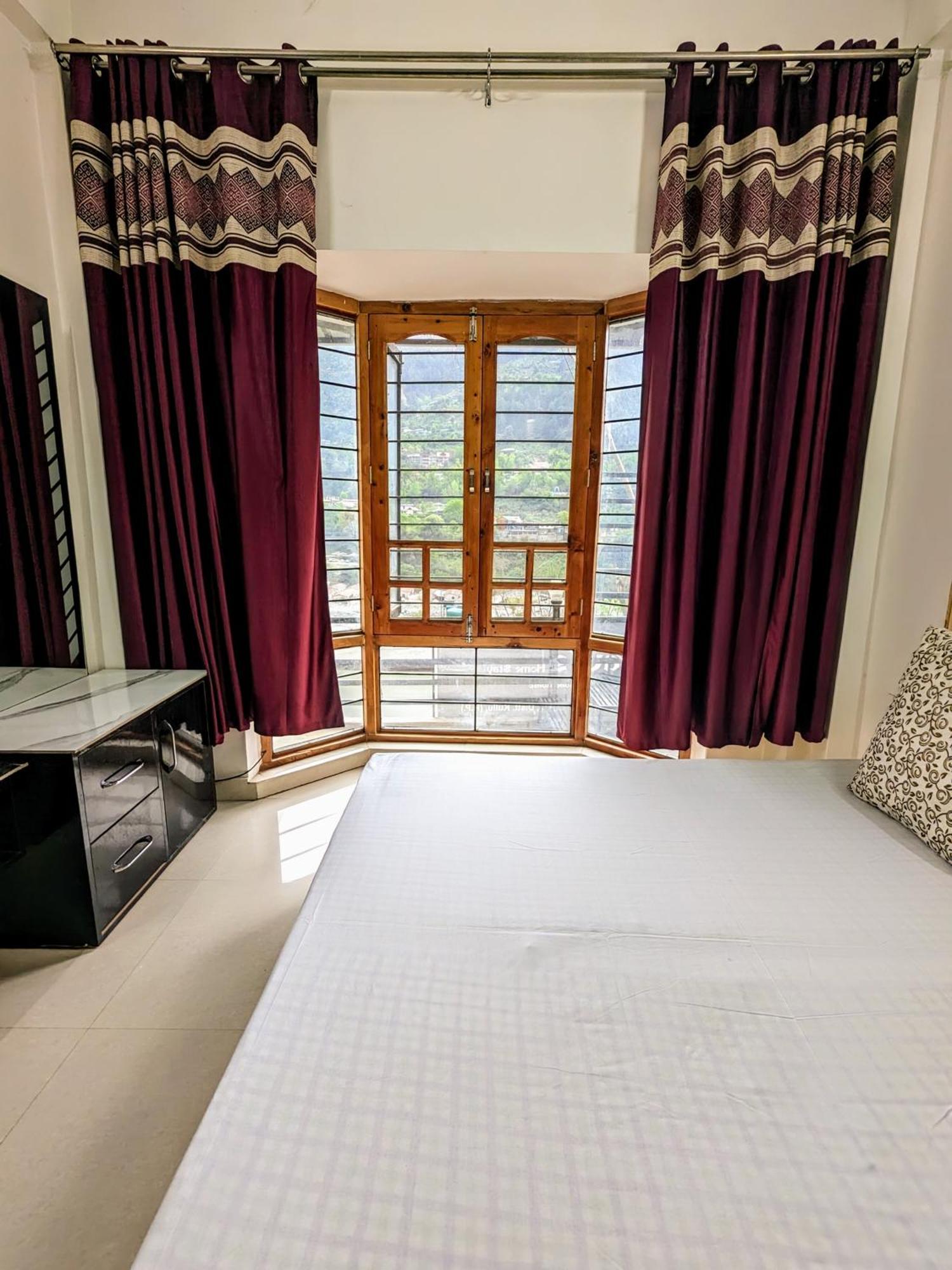 Kavi'S Vacation Homes - Sainj エクステリア 写真
