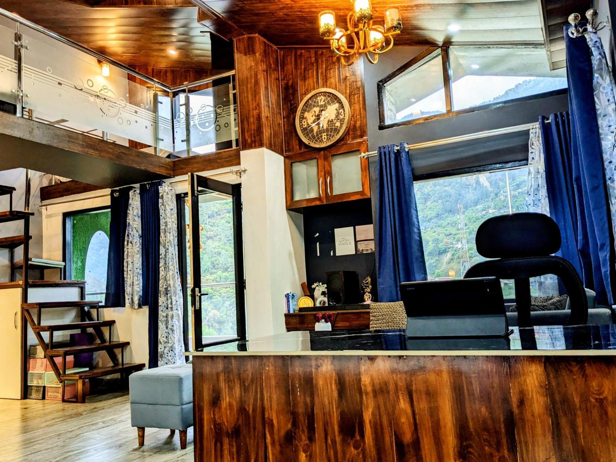 Kavi'S Vacation Homes - Sainj エクステリア 写真